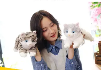 realistyczna zabawka kot pluszowe zabawki leżący kotek około 35 cm miękka lalka dziecięca zabawka prezent na urodziny w0638
